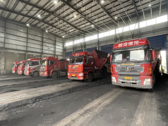 1--清水川能源：迎峰度夏举行时 包管用煤“多行动”_副本.jpg