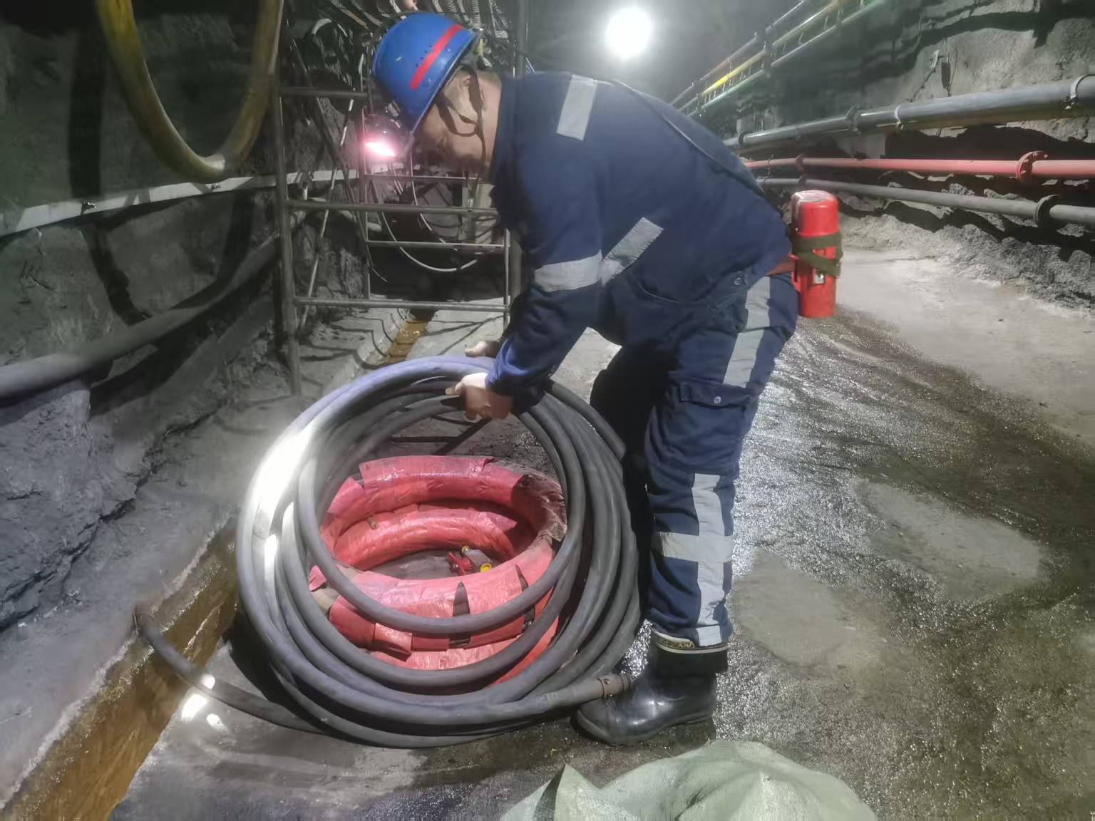 amjs澳金沙门线路(中国)有限公司首页