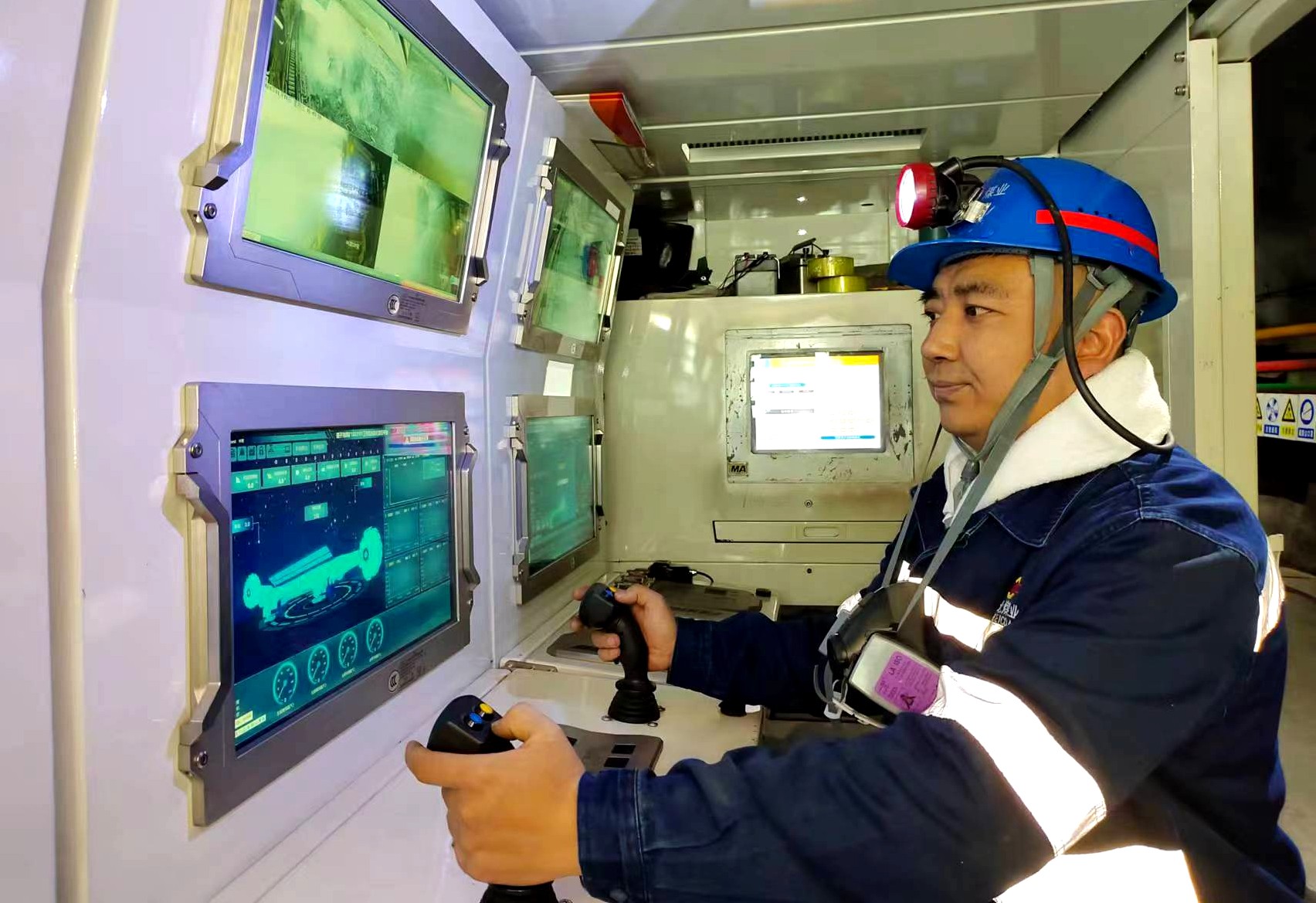 amjs澳金沙门线路(中国)有限公司首页