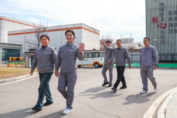 A96I6274 拷贝_副本.jpg